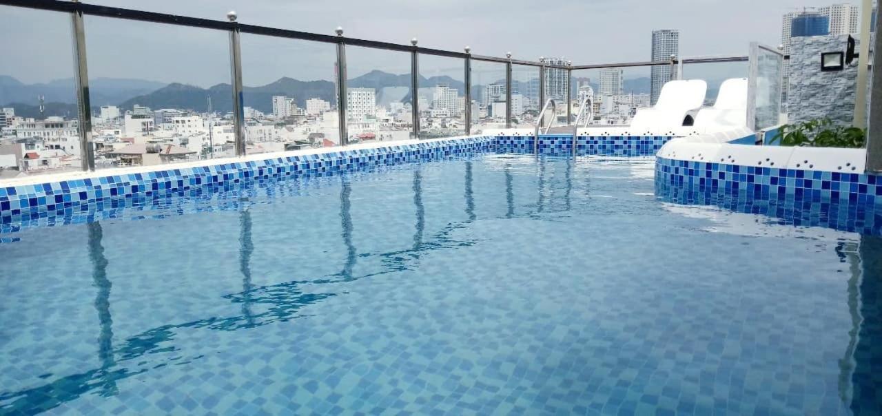 Sen Vang Luxury Hotel ニャチャン エクステリア 写真