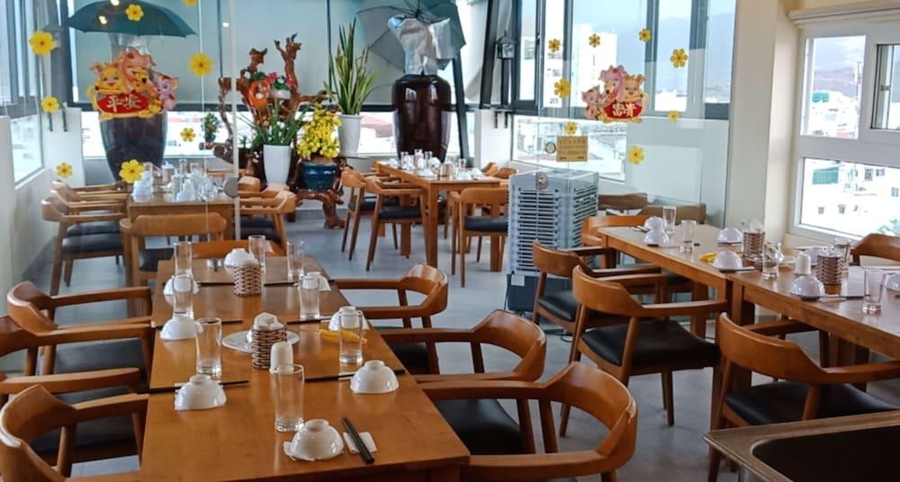 Sen Vang Luxury Hotel ニャチャン エクステリア 写真