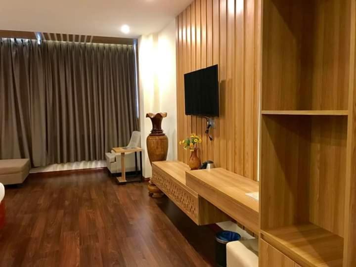 Sen Vang Luxury Hotel ニャチャン エクステリア 写真